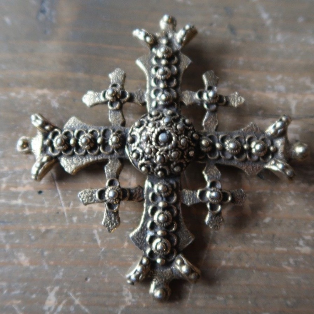 Vintage Accessocraft Jerusalem Cross Brooch